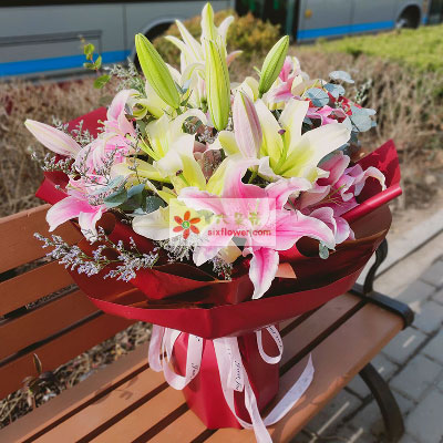 海口8支多头百合，万事如意喜上加喜